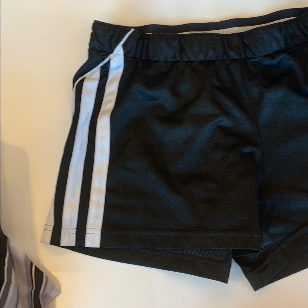 Gym shorts - Picture 3 of 3